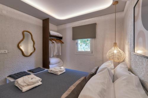 3 bedrooms, 5 beds