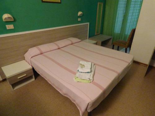 Consul Hotel