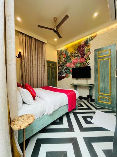 room detail thumbnail 1