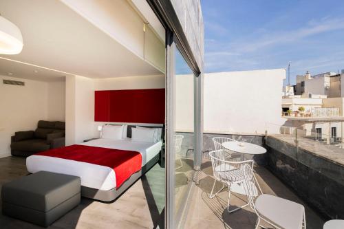 room detail thumbnail 1