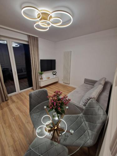 Golden Coast Apartment