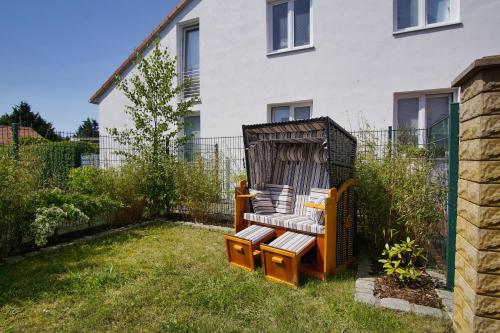 Haus Windland FeWo 24 mit eingezäuntem Garten - ideal für den Hundeurlaub in Wiek auf Rügen, Deutschland