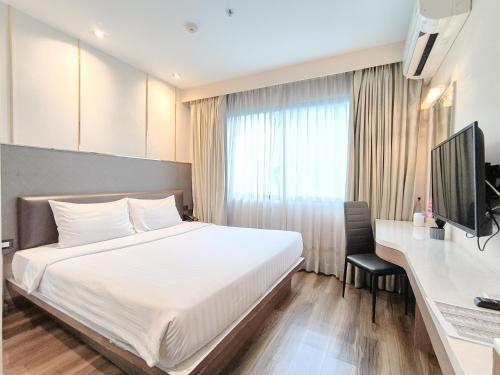 1 queen bed