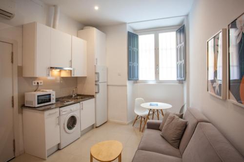 Economy Quadruple Room room in Apartment in Malasaña