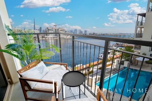 LUX The Le Pont Sea View Suite, Dubai