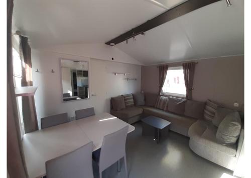 Mobil-home Clim, TV, LV, LL Camping LA CARABASSE 4etoiles - MH-A014 near La Brasserie