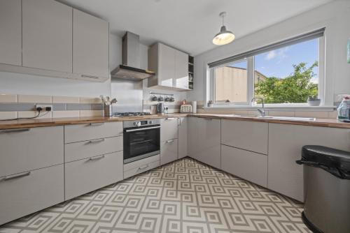 Konyha, Heather 3 Bedroom House - Inverness in Drakies