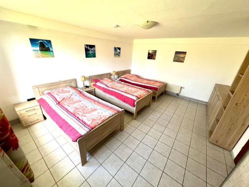 Monteur-Wohnung mit 4 Betten in Karben