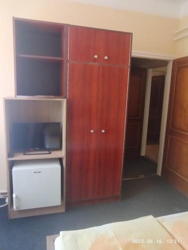 Double Room with Balcony image 1