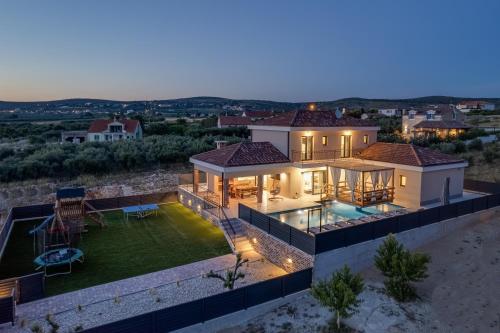Villa Alba ZadarVillas – khách sạn tại Vrana