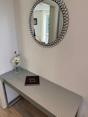 Bungalow Benther Berg, Contactless Check-in, Vollsaniert und Renoviert 2025 in Ronnenberg, Deutschland