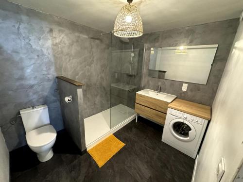 Bathroom, Charmant Studio au calme in Grabels