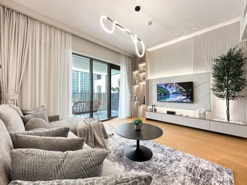 Chic Dubai Apartment Creek View Peaceful Vibes, Dubaï (photo 2)