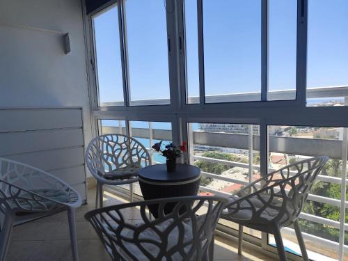 Standard One-Bedroom Apartment with Sea View image 10