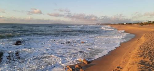 Luminosa cercana a todo Promos increibles in La Pedrera