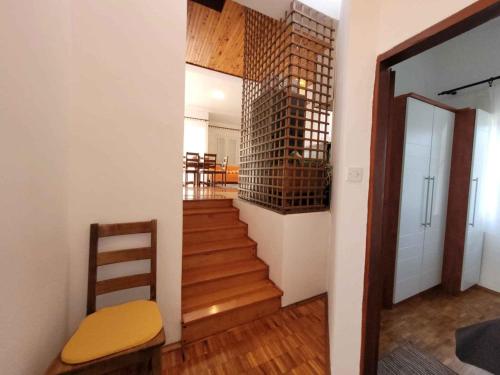 Apartment image 10