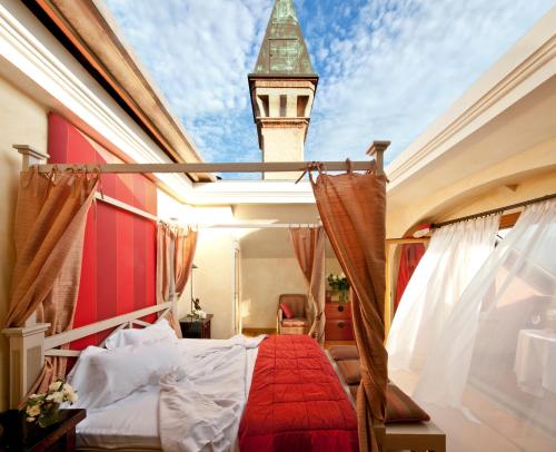 Book the Deluxe Double Room with Balcony Deluxe Double Room with Balcony