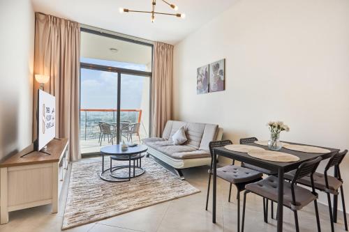 One Bedroom Apartment in Binghatti Avenue by The S Holiday Homes - image 11