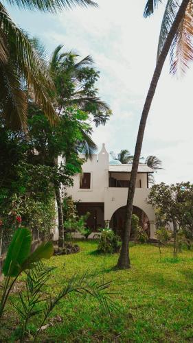Buitenkant, THREE BEDROOM VILLA Kilimandogo Residence in Malindi