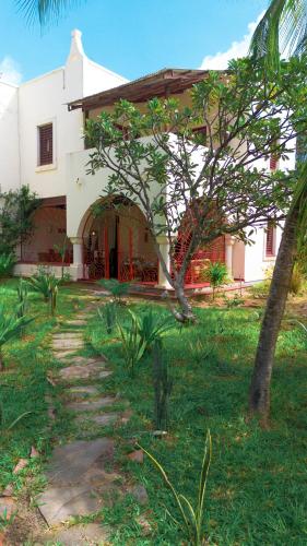 Buitenkant, THREE BEDROOM VILLA Kilimandogo Residence in Malindi
