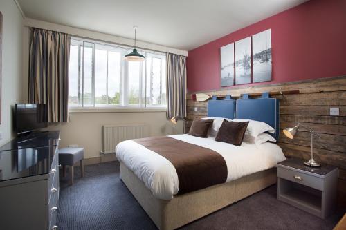 The Ship & Trades - image 10