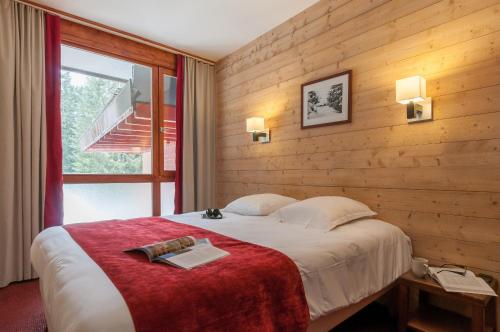 Two-Bedroom Apartment with Balcony (6 People)