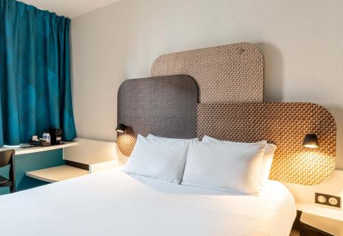 B&B HOTEL Marseille Prado Parc des Expositions - image 2