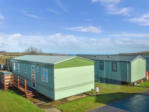 Exterior view, The Endeavour - Uk37771 in Flask