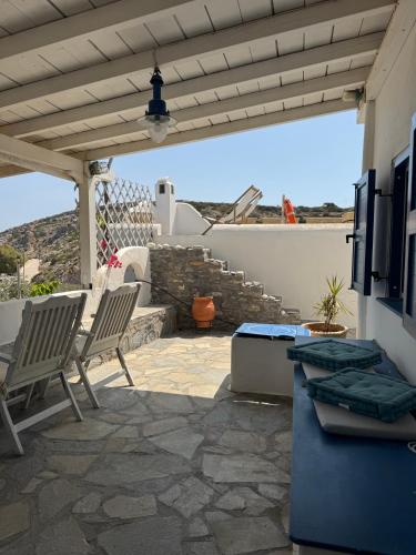 ARAΖΩ villa - irakleia in Ag. Georgios (Irakleia)