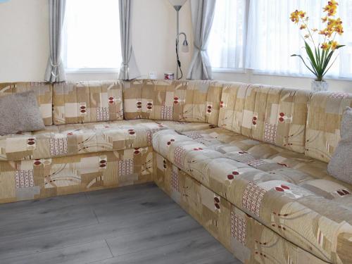 Exterior view, Island Retreat in Lake North