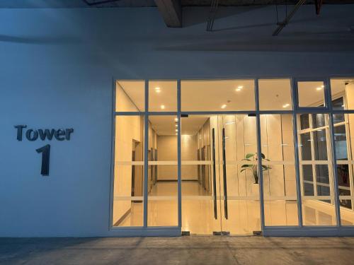 Avida Towers Abreeza Studio by Alexa Home AV1511 near Orostar Food Products