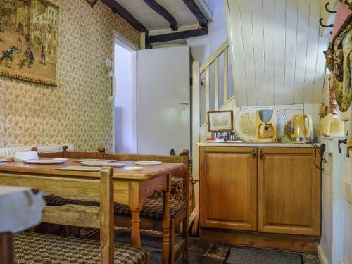 外部景觀, Tudor Cottage in 比德福德