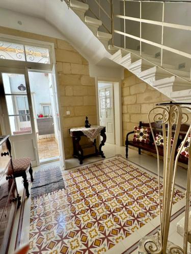 Charming town house in Cospicua, Valperga Rooms 1