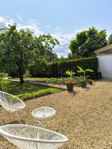 Сад, Maison Chez Marinette in Verdun-sur-le-Doubs