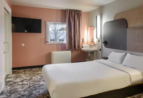 B&B HOTEL Toulouse Cité de l'Espace Hurel Hotel de charme Montrabé