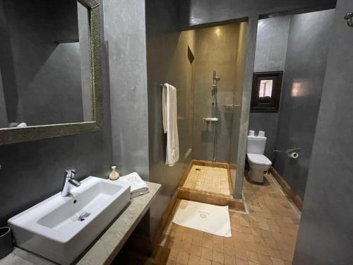 Superior Double Room image 4