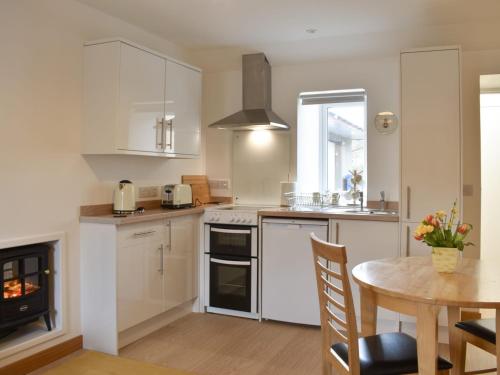 Rinnes Cottage, Aberlour (photo 2)