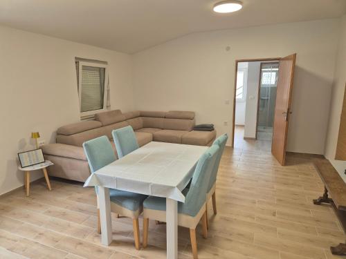 Apartmani Dalmatinka