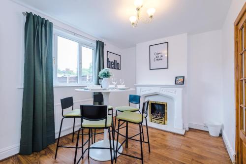 Driveway Stunning 3Bedroom Home In Withington, Manchester (fotografie 7)