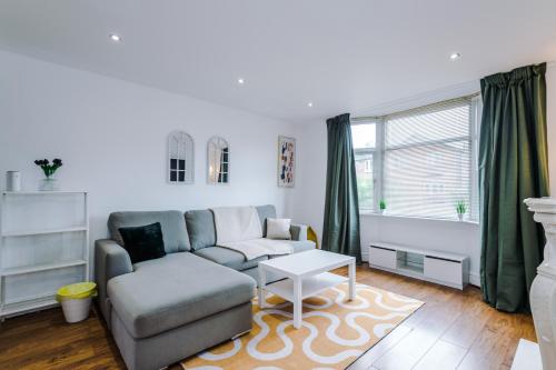 Driveway Stunning 3Bedroom Home In Withington, Manchester (fotografie 2)
