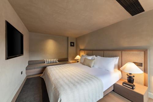 Double Room with Patio room in Lingan Anmo Hotel