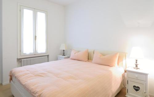 Deluxe Apartment image 10