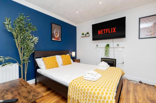 Two-Bedroom Apartment image 3