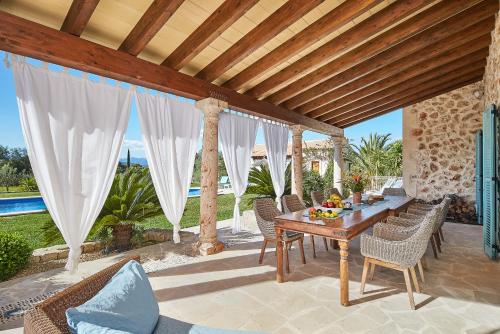 Sa Comuna Vella Comfortable holiday residence in Algaida
