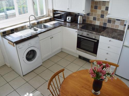 Hotellet från utsidan, Moles Leap in Brading