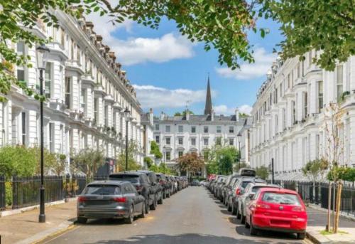 Kensington Luxury - 2 Bedrooms - image 6