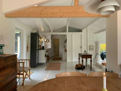 ทัศนียภาพภายนอกโรงแรม, Summer House With Terraces Near Kikhavn in ฮันเดอสเทด