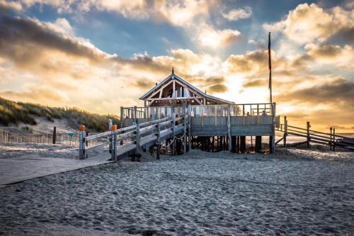 De Krab, Stijlvolle Bungalow nabij Strand & Natuur, Rustig Park Renesse in Hoogenboomlaan