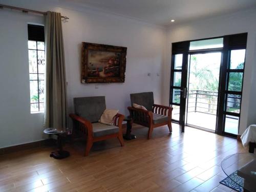 One-Bedroom Apartment image 1