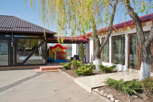 蒙大拿俱乐部旅馆 蒙大拿俱乐部旅馆